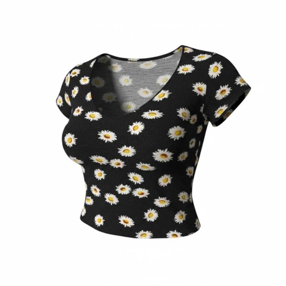 Love J Daisy Graphic Crop Top | Women’s Large | Black Floral Tee